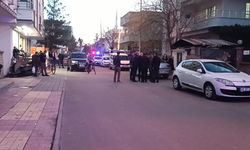 Ana-oğul apartman girişinde silahlı saldırıda öldürüldü