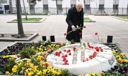 Bahçeli, Muhsin Yazıcıoğlu'nun kabrini ziyaret etti