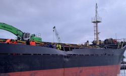 Bartın Limanı'nda 2 kuru yük gemisi çarpıştı