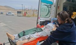 Boşanma aşamasındaki eşini bıçaklayıp, intihar girişiminde bulundu