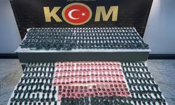 Edirne'de 2 milyon lira değerinde kaçak parfüm ve saat ele geçirildi