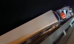 İstanbul - Büyükçekmece TEM Otoyolu'nda TIR devrildi; trafikte yoğunluk oluştu