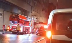 İstanbul - Fatih'te boşanma aşamasındaki eşini öldürdükten sonra evi ateşe veren şüpheli adliyeye sevk edildi