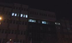 İstanbul - Okmeydanı Ağız ve Diş Sağlığı Hastanesi'nde çıkan yangın söndürüldü