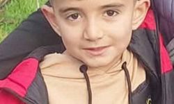 Kazada ölen Bülent Umut'u arkadaşları, sırasına çiçek bırakıp andı