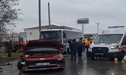 Kırklareli'deki zincirleme kazada 5 kişi yaralandı; kaza anı kamerada
