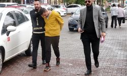 'Kız arkadaşımla neden görüşüyorsun' tartışmasında pompalı tüfekle vurulup, yaralandı (2)