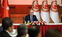 Kurtulmuş, 'Terörsüz Türkiye' komisyonu üyeleriyle iftarda bir araya geldi
