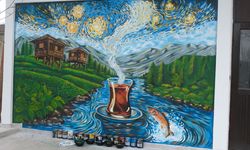 Rize'nin simgeleri Van Gogh tarzıyla duvara yansıdı