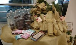 Trabzon'da kadın yolculara 8 Mart'ta fidan sürprizi