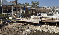 Türkbükü'nde kaçak iskele ve yapılar yıkıldı / Ek fotoğraflar