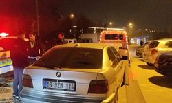 Yüksek sesle müzik dinleyen sürücünün aracı trafikten menedildi; baba polise direndi