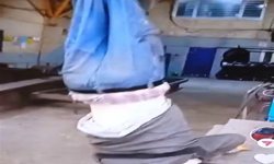 Ayağından vince asılan zihinsel engelli işçiye eziyet davasında 3 sanığa tahliye