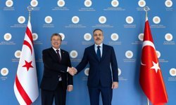 Bakan Fidan, KKTC Başbakanı Üstel ile görüştü