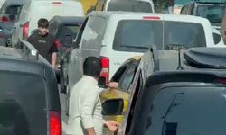 Beyoğlu'nda tartıştığı motosikletliyi bıçaklayan minibüs şoforü kamerada