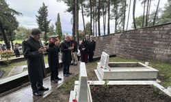 Dumlupınar Denizaltısı şehitleri anıldı