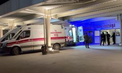 Ekmek almaya giderken otomobilin çarptığı 'Alperen' ağır yaralandı