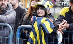 Fenerbahçe kafilesi, Kayseri'de coşkuyla karşılandı