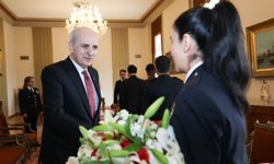 Kurtulmuş, TBMM'de görevli polisleri kabul etti