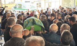 Minibüsün çarptığı 3 yaşındaki Aybars, toprağa verildi