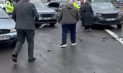 Otoyolda 10 araç zincirleme kazaya karıştı; 6 yaralı