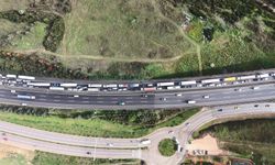 TEM'de 2 TIR, tanker ve otomobil çarpıştı: 2 ölü