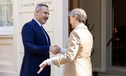 Türkiye İngiltere arasında Stratejik Ortaklık Çerçeve Belgesi imzalandı