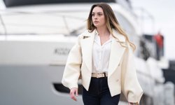 Delikanlı Dizisinde Hazan’ı Melis Sezen'in Elleri Neden Kırmızı?