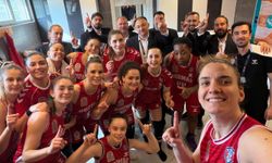 Zorlu Koleji Şampiyonluğa Bir Adım Uzakta!