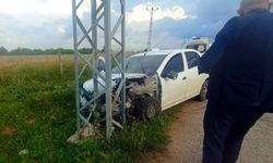 Adana'da iki otomobil çarpıştı: 1'i bebek 7 yaralı