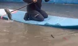 Adana'da sağanak; yollar göle döndü (2)