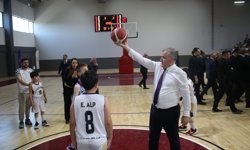 Bakan Bak: Gençlerimiz, toplumumuz obezite tehlikesi ile karşı karşıya (2)
