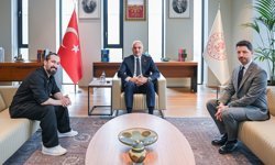 Bakan Ersoy, Doğukan Manço ile görüştü