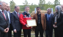 Bakan Yumaklı: Hem sürülerimizi artırmak hem de kaliteli üretim yapmak istiyoruz