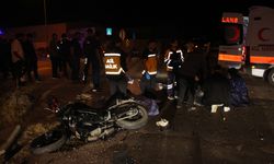 Çöp kamyonuyla çarpışan motosikletteki 2 kişi öldü