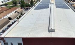 Fabrikada duvar ile malzemeler arasına sıkışan işçi öldü