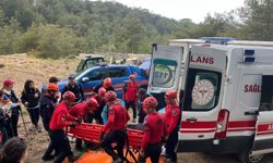 Fethiye'de Likya Yolu'nda ayağı kırılan kişi kurtarıldı