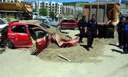 Freni boşalan kamyon, 7 araca çarptı: 2'si ağır 6 yaralı
