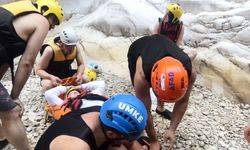 Kanyonda düşüp ayağı kırılan turist kurtarıldı