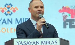 Karagöz Kültür Sanat ve Kakava Festivali renkli görüntülerle başladı