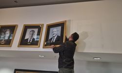 Kılıçdaoğlu'nun fotoğrafı genel merkeze tekrar asıldı