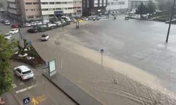 Kırıkkale'de sağanak; altgeçit ve caddeler suyla doldu