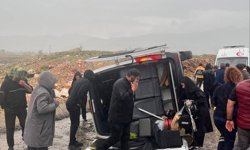 Malatya'da yolcu minibüsü devrildi: 12 yaralı