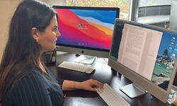 Sanal medya, gençlerin kimliklerini yeniden inşa ettikleri bir platform niteliği taşıyor