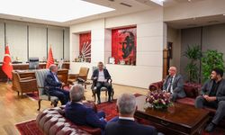 Zafer Partisi Genel Başkanı Özdağ, CHP Genel Merkezi'nde Özgür Özel ile bir araya geldi / Ek fotoğraflar