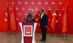 Zafer Partisi Genel Başkanı Özdağ, CHP Genel Merkezi'nde Özgür Özel ile bir araya geldi