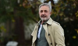 Mehmet Aslantuğ’un Annesi Hayatını Kaybetti