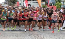 Samsun’da 19 Mayıs Yarı Maratonu Koşuldu