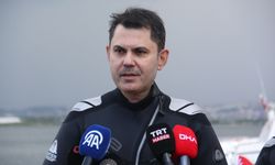 Bakan Kurum, İzmit Körfezi'ne tüple daldı