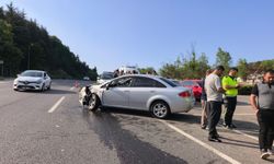 Bursa'da 2 otomobil çarpıştı: 6 yaralı